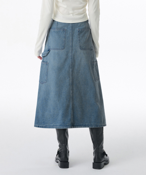 MUSINSA STANDARD WOMAN（ムシンサスタンダードウーマン）の「ウィメンズデニムカーペンターロングスカート[ライトインディゴ]（スカート・レディース・その他・LARGE/MEDIUM/SMALL/X-SMALL）」の3枚目の写真