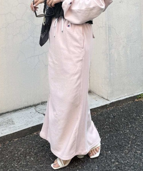 FRAY I.D（フレイアイディー）の「【FRAY I.D｜Champion】リバースウィーブストレートスカート（スカート・レディース・ピンク/ネイビー/オフホワイト・F）」の3枚目の写真