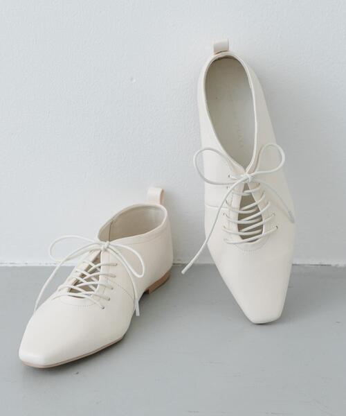 SENSE OF PLACE by URBAN RESEARCH（センスオブプレイスバイアーバンリサーチ）の「『抗菌』ギャザーレースアップシューズ（その他シューズ・レディース・ベージュ/ブラック/アイボリー・MEDIUM/SMALL/LARGE）」の5枚目の写真