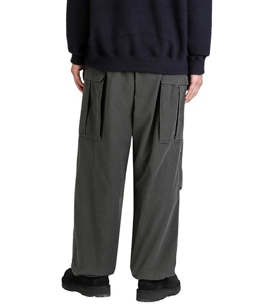 GOLD（ゴールド）の「GOLD / ゴールド：LIGHT BACKSATIN EASY CARGO PANTS：25B-GL42578[MUS]（カーゴパンツ・メンズ・チャコールグレー・M）」の10枚目の写真