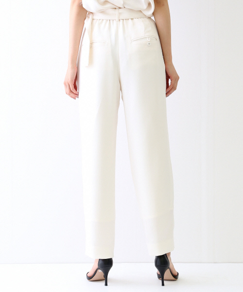 qualite（カリテ）の「二重織りナチュラルストレッチパンツ（その他パンツ・レディース・ネイビー/オフホワイト・0/2/1）」の5枚目の写真