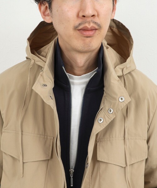 NOLLEY’S(ノーリーズ)の「【ダントツ撥水】M65タイプフードブルゾン 26SS / ウォッシャブル / パッカブル(ブルゾン・メンズ・ネイビー/グレイッシュブルー/ベージュ・L/M/S/XL)」の4枚目の写真