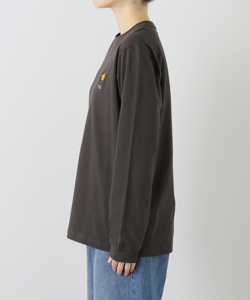 TOGA PULLA(トーガ プルラ)の「TOGA PULLA EMBROIDERY L/S TZ261-JK951:カットソー(Tシャツ/カットソー・レディース・パープル/チャコールグレー・LARGE/MEDIUM)」の7枚目の写真