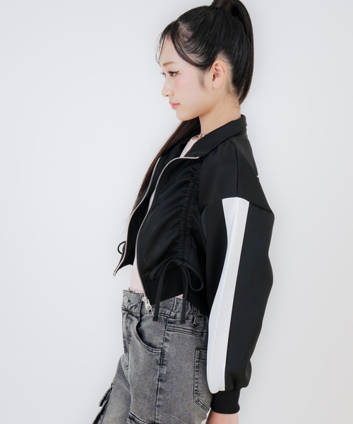 ANAP GiRL(アナップガール)の「前シャーリングジャージブルゾン(ブルゾン・キッズ・ブラック/ホワイト×ブラック/ライトブルー・M/S/XS)」の21枚目の写真