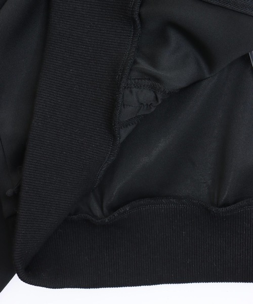 ANAP GiRL(アナップガール)の「前シャーリングジャージブルゾン(ブルゾン・キッズ・ブラック/ホワイト×ブラック/ライトブルー・M/S/XS)」の5枚目の写真