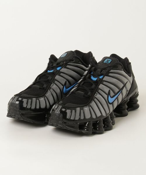 NIKE(ナイキ)の「SHOX TL SE(スニーカー・メンズ・ブラック系その他・28.0cm/27.5cm/27.0cm/26.5cm)」の1枚目の写真