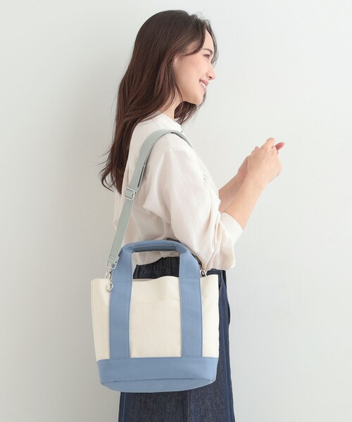SHOO・LA・RUE（シューラルー）の「配色キャンバストートバッグ（トートバッグ・レディース・グレー系4/ブルー系4/ブラック系4・00）」の3枚目の写真