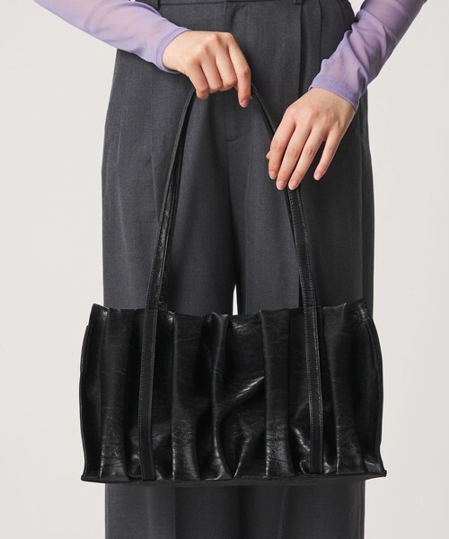 ALICE MARTHA（アリスマシャ）の「＜ALICE MARTHA＞ ShirringSQE BAG（トートバッグ・レディース・ライム/ブラック・FREE）」の3枚目の写真