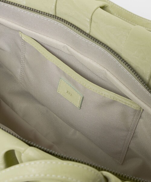 ALICE MARTHA（アリスマシャ）の「＜ALICE MARTHA＞ ShirringSQE BAG（トートバッグ・レディース・ライム/ブラック・FREE）」の11枚目の写真