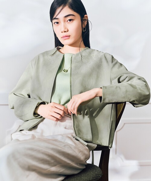 K.T KIYOKO TAKASE（キヨコタカセ）の「フェイクスエード タックブルゾン（ブルゾン・レディース・ブルー系その他/グレイッシュベージュ・9号/11号）」の2枚目の写真