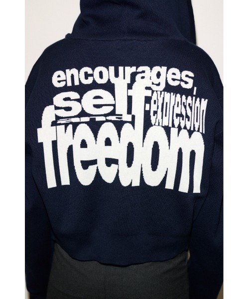 SLY（スライ）の「ESQWE LOGO KNIT ZIP PKTHROW エスクェロゴニットジップパーカー 春服（パーカー・レディース・ネイビー/ライトブラック・FREE）」の10枚目の写真