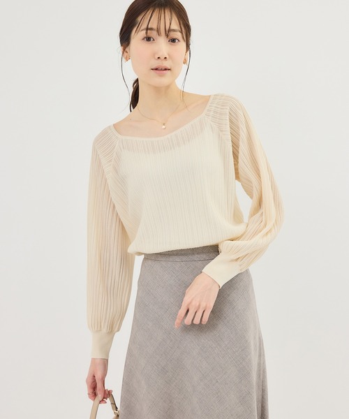 ROPE' PICNIC(ロペピクニック)の「シャイニープリーツニット(ニット/セーター・レディース・サックスブルー/キナリ/ブラック・FREE)」の17枚目の写真