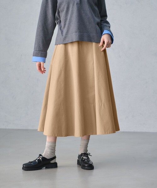 UNITED ARROWS（ユナイテッドアローズ）の「チノ フレアスカート（スカート・レディース・ベージュ/ナチュラル・36/38）」の2枚目の写真