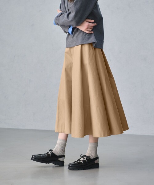 UNITED ARROWS（ユナイテッドアローズ）の「チノ フレアスカート（スカート・レディース・ベージュ/ナチュラル・36/38）」の3枚目の写真