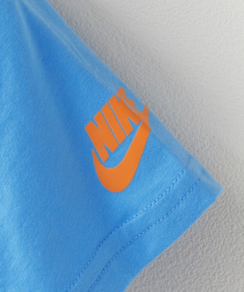 NIKE(ナイキ)の「NIKE/ナイキ NIKE AIR MAX SNEAKER-TEE プリントデザイン クルーネックTシャツ 2026年 夏 夏服(Tシャツ/カットソー・キッズ・チャコールグレー/ライトブルー・4/6/5/7)」の6枚目の写真