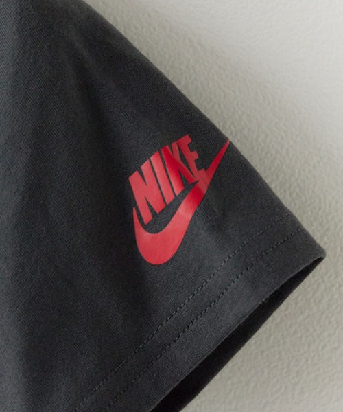 NIKE(ナイキ)の「NIKE/ナイキ NIKE AIR MAX SNEAKER-TEE プリントデザイン クルーネックTシャツ 2026年 夏 夏服(Tシャツ/カットソー・キッズ・チャコールグレー/ライトブルー・4/6/5/7)」の5枚目の写真