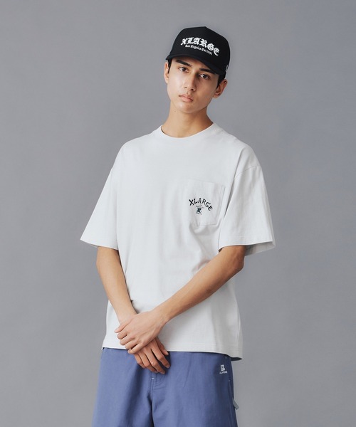XLARGE(エクストララージ)の「HANG OUT S/S POCKET TEE(Tシャツ/カットソー・メンズ・ホワイト/ブラック/グレー・S/M/L/XL)」の4枚目の写真
