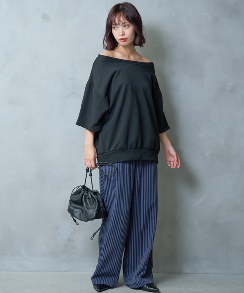 A.D.C.L.（エーディーシーエル）の「オフショルダー オーバーサイズ プルオーバー（Tシャツ/カットソー・レディース・ブラック/オートミール/イエロー・M/L）」の21枚目の写真