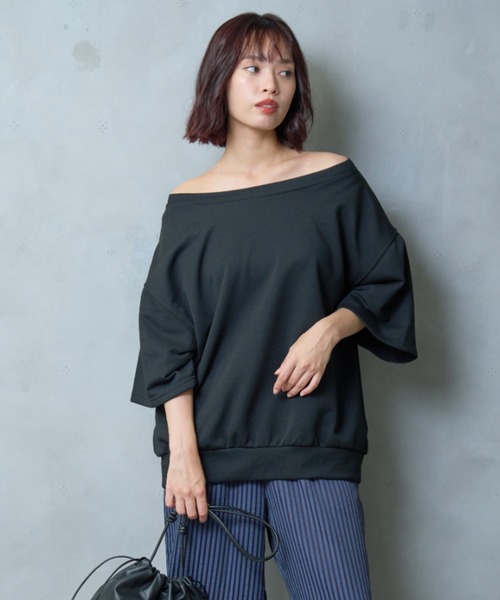 A.D.C.L.（エーディーシーエル）の「オフショルダー オーバーサイズ プルオーバー（Tシャツ/カットソー・レディース・ブラック/オートミール/イエロー・M/L）」の10枚目の写真