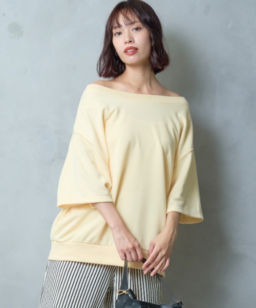 A.D.C.L.（エーディーシーエル）の「オフショルダー オーバーサイズ プルオーバー（Tシャツ/カットソー・レディース・ブラック/オートミール/イエロー・M/L）」の15枚目の写真