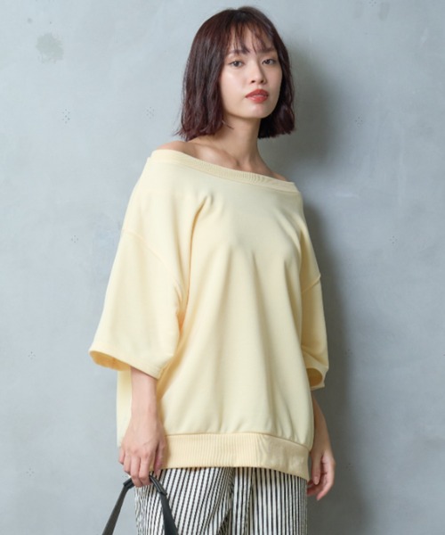 A.D.C.L.（エーディーシーエル）の「オフショルダー オーバーサイズ プルオーバー（Tシャツ/カットソー・レディース・ブラック/オートミール/イエロー・M/L）」の14枚目の写真