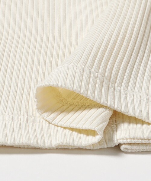 Ray BEAMS(レイビームス)の「FRED PERRY / ボタン スルー リブ ポロシャツ(ポロシャツ・レディース・ナチュラル/ブラック・10)」の9枚目の写真