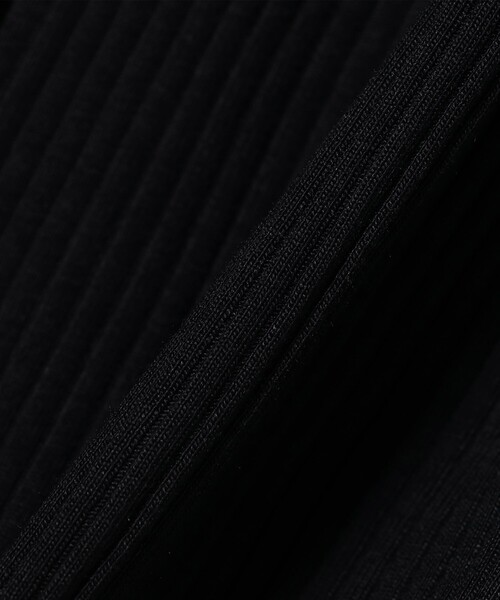 FRED PERRY(フレッドペリー)の「FRED PERRY / ボタン スルー リブ ポロシャツ(ポロシャツ・レディース・ナチュラル/ブラック・10)」の4枚目の写真