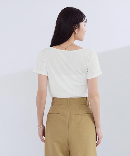 UR'S(ユアーズ)の「オフショルダーハーフスリーブレースドッキングTシャツ(Tシャツ/カットソー・レディース・ベージュ/オフホワイト/ブラック・S/M/L)」の17枚目の写真
