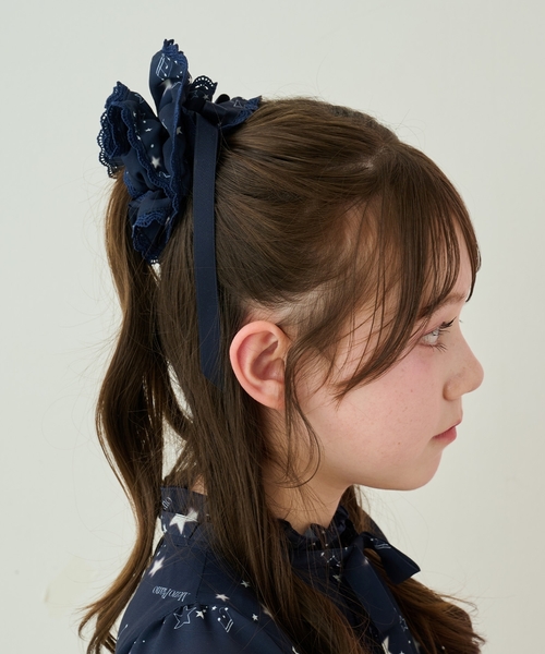 mezzo piano Junior（メゾピアノジュニア）の「音符シリーズシュシュ（その他ヘアアクセサリー・キッズ・サックスブルー/ネイビー/オフホワイト・F）」の2枚目の写真