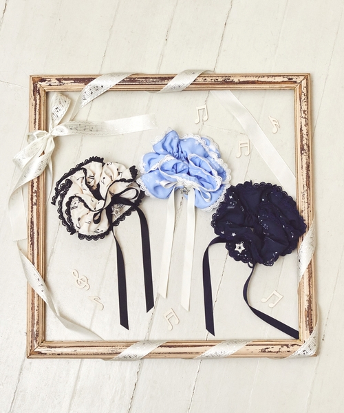 mezzo piano Junior（メゾピアノジュニア）の「音符シリーズシュシュ（その他ヘアアクセサリー・キッズ・サックスブルー/ネイビー/オフホワイト・F）」の13枚目の写真