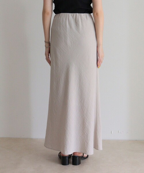 fredy emue（フレディエミュ）の「リネンマーメイドスカート（スカート・レディース・ブラック/ベージュ・38/36）」の14枚目の写真