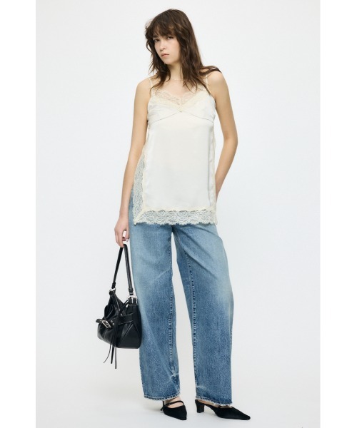 MOUSSY(マウジー)の「LACE TRIM SATIN キャミソール(キャミソール・レディース・アイボリー/ブラック・FREE)」の12枚目の写真