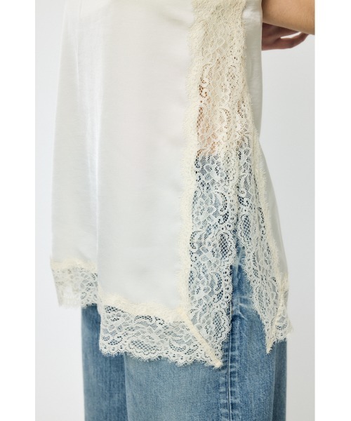 MOUSSY(マウジー)の「LACE TRIM SATIN キャミソール(キャミソール・レディース・アイボリー/ブラック・FREE)」の21枚目の写真