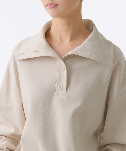 MUSINSA STANDARD WOMAN（ムシンサスタンダードウーマン）の「ウィメンズダブルニットハイネックスウェットシャツ[エクリュ]（スウェット・レディース・その他・LARGE/MEDIUM/X-SMALL/SMALL）」の3枚目の写真