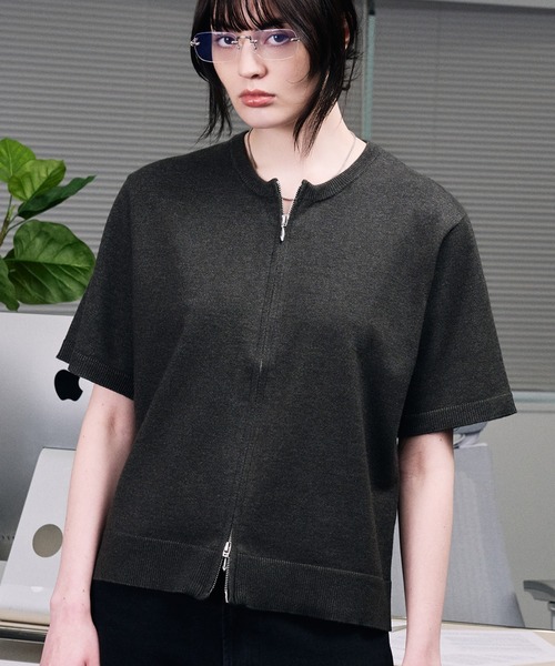 SELLE GLANT(セレグランテ)の「CREW NECK ZIP KNIT SHIRT / クルーネックジップニットシャツ(Tシャツ/カットソー・メンズ・ブラック/ネイビー・LARGE/MEDIUM/SMALL)」の1枚目の写真