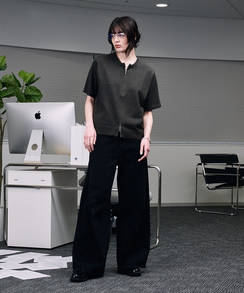 SELLE GLANT(セレグランテ)の「CREW NECK ZIP KNIT SHIRT / クルーネックジップニットシャツ(Tシャツ/カットソー・メンズ・ブラック/ネイビー・LARGE/MEDIUM/SMALL)」の17枚目の写真