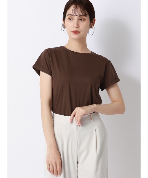 SUIT SQUARE(スーツスクエア)の「クルーネックTシャツ/半袖/ウォッシャブル/接触冷感/レーヨンストレッチポンチ/BIYORI UP(Tシャツ/カットソー・レディース・ブラック/サックスブルー/オフホワイト/グレー/ブラウン・FREE)」の4枚目の写真