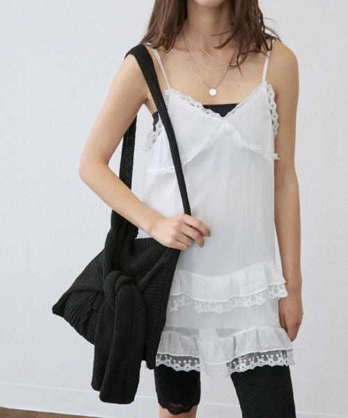 Rohwel（ローウェル）の「Tiered Lace Camisole Dress / ティアードレースキャミソールドレス（キャミソール・レディース・ブラック/ホワイト・FREE）」の15枚目の写真