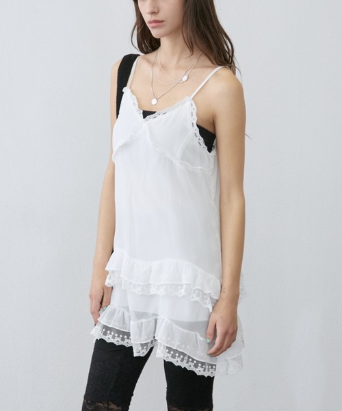 Rohwel（ローウェル）の「Tiered Lace Camisole Dress / ティアードレースキャミソールドレス（キャミソール・レディース・ブラック/ホワイト・FREE）」の7枚目の写真