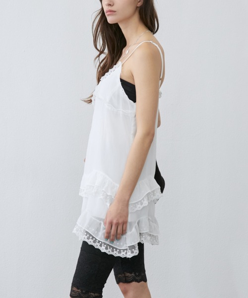 Rohwel（ローウェル）の「Tiered Lace Camisole Dress / ティアードレースキャミソールドレス（キャミソール・レディース・ブラック/ホワイト・FREE）」の8枚目の写真