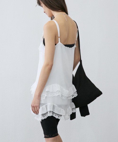 Rohwel（ローウェル）の「Tiered Lace Camisole Dress / ティアードレースキャミソールドレス（キャミソール・レディース・ブラック/ホワイト・FREE）」の9枚目の写真