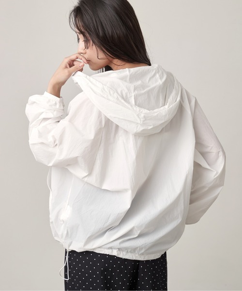 OFROOM(オフルーム)の「UV Cut Sheer Blouson|UVカットシアーブルゾン(ブルゾン・レディース・グリーン/ホワイト/ベージュ・FREE)」の17枚目の写真
