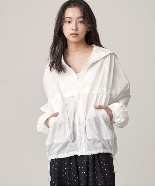OFROOM(オフルーム)の「UV Cut Sheer Blouson|UVカットシアーブルゾン(ブルゾン・レディース・グリーン/ホワイト/ベージュ・FREE)」の14枚目の写真