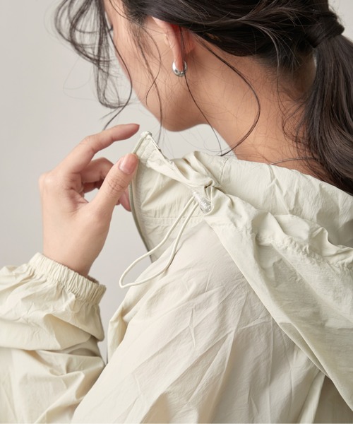 OFROOM(オフルーム)の「UV Cut Sheer Blouson|UVカットシアーブルゾン(ブルゾン・レディース・グリーン/ホワイト/ベージュ・FREE)」の13枚目の写真
