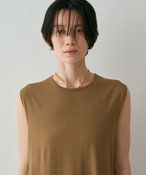 qualite（カリテ）の「【接触冷感・セットアップ対応】レーヨンストレッチニットチュニック　夏服　オフィスカジュアル　タンクトップ（ニット/セーター・レディース・グレー系その他2/ダークベージュ・フリー）」の18枚目の写真