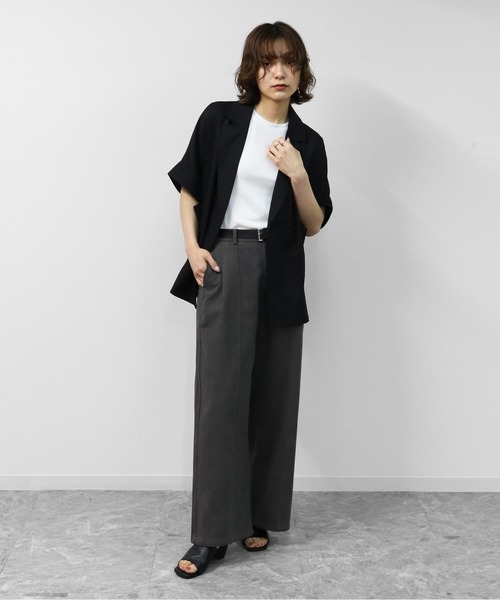 THE CELL.（ザセルドット）の「センターシーム　ワイドストレートデニム　CENTER SEAM WIDE STRAIGHT DENIM（デニムパンツ・レディース・アイボリー/チャコールグレー・FREE）」の14枚目の写真