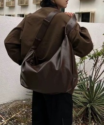 ビッグシルエットショルダーバッグ