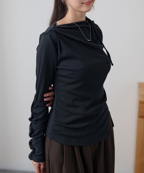 DAYRA(デイラ)の「肩リボン アシメ シャーリング リブ トップス(Tシャツ/カットソー・レディース・チャコールグレー/ブラック/グリーン・FREE/S)」の19枚目の写真