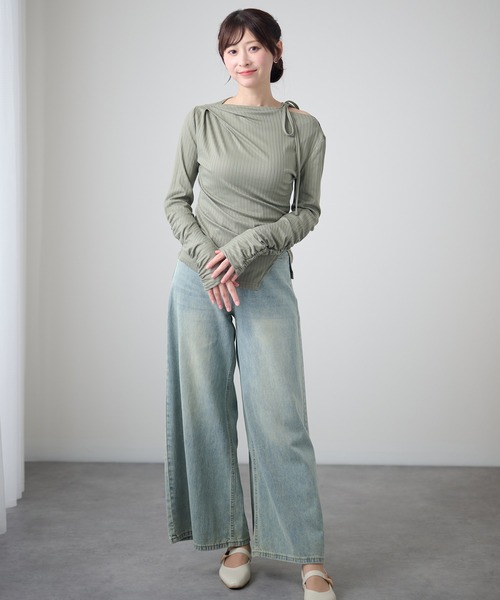 DAYRA(デイラ)の「肩リボン アシメ シャーリング リブ トップス(Tシャツ/カットソー・レディース・チャコールグレー/ブラック/グリーン・FREE/S)」の16枚目の写真