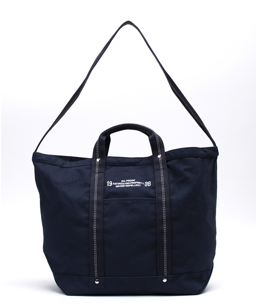 LBC（エルビーシー）の「フローナンバーラージトート     （トートバッグ・レディース・その他24/ダークネイビー/オフホワイト/グレー・ONE SIZE）」の4枚目の写真